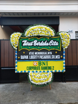 Papan Bunga Duka di Mongkonai